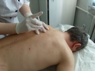 Intraartikularne injekcije hondroprotektorjev za torakalno osteohondrozo